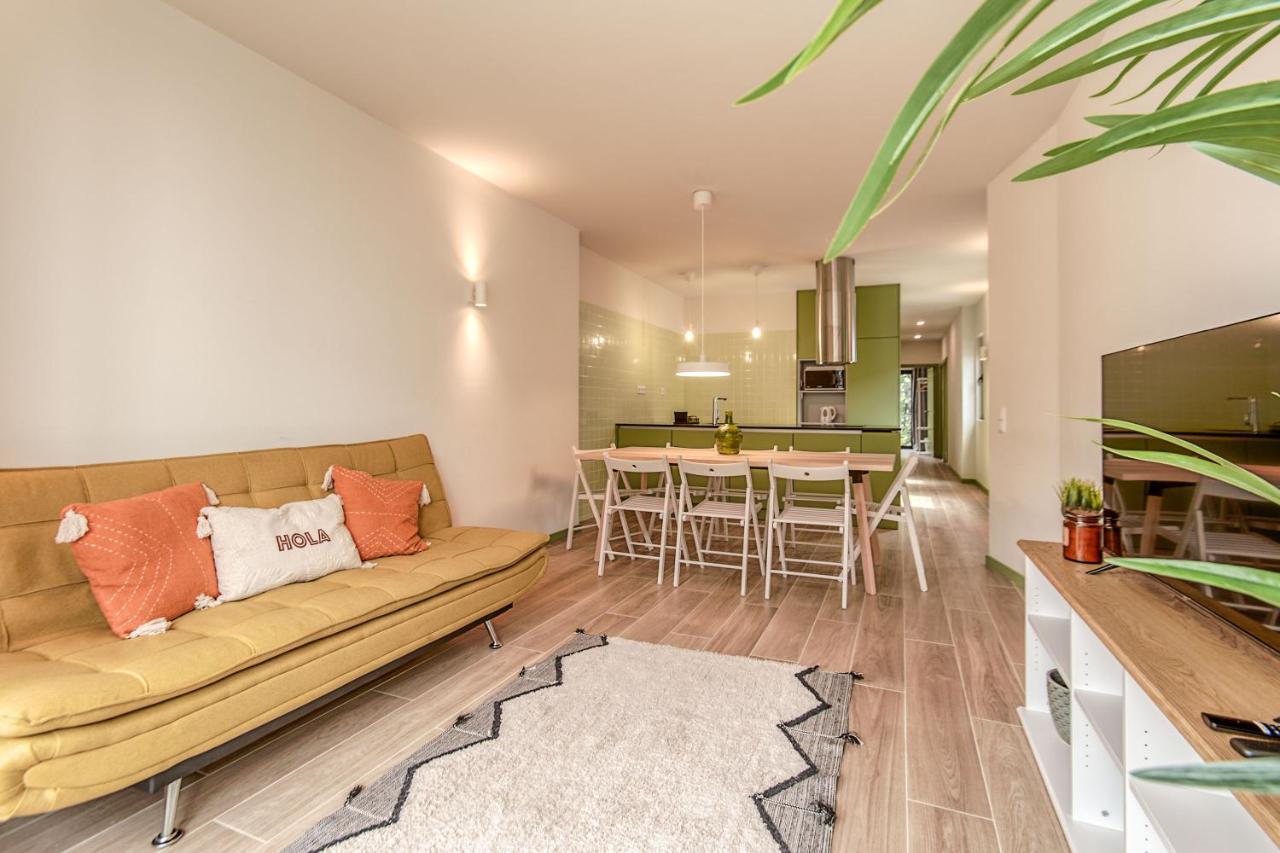 Travel And Live Apartments Porto Bagian luar foto