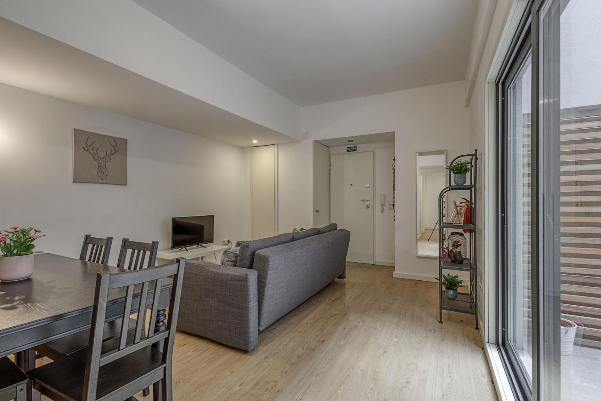 Travel And Live Apartments Porto Bagian luar foto