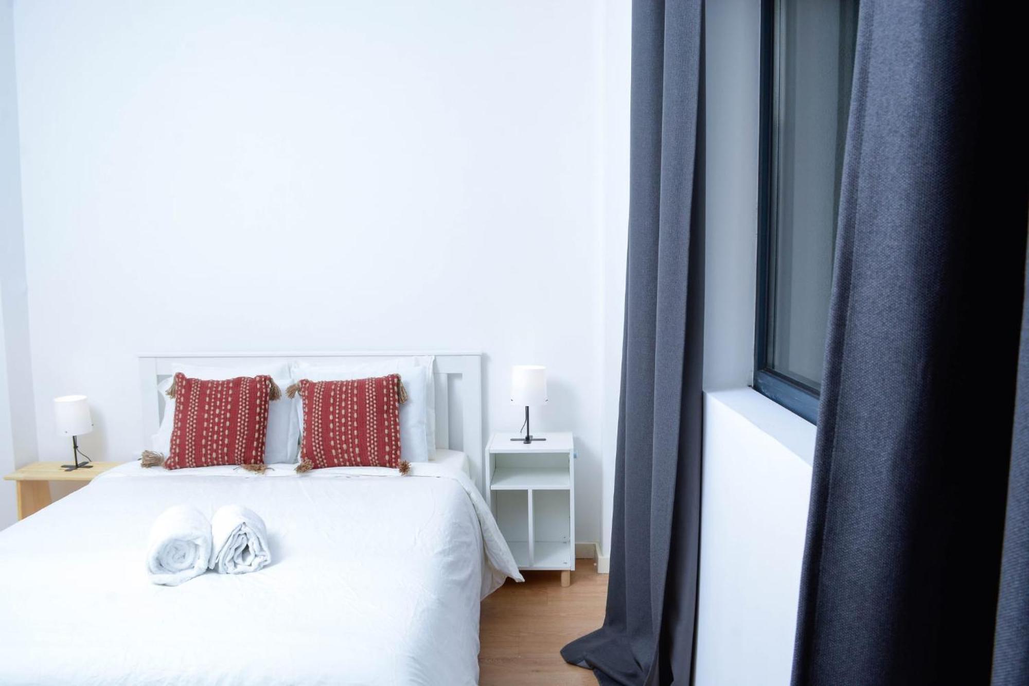 Travel And Live Apartments Porto Bagian luar foto