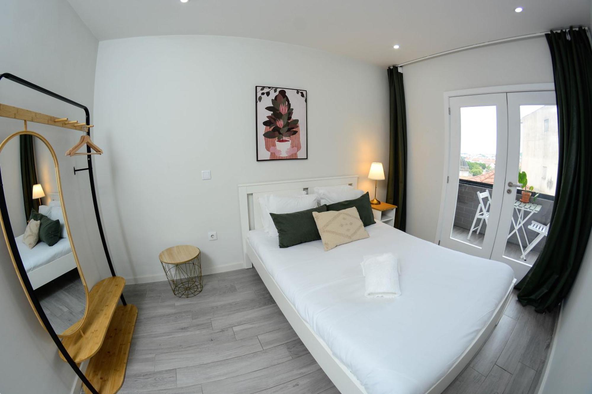 Travel And Live Apartments Porto Bagian luar foto
