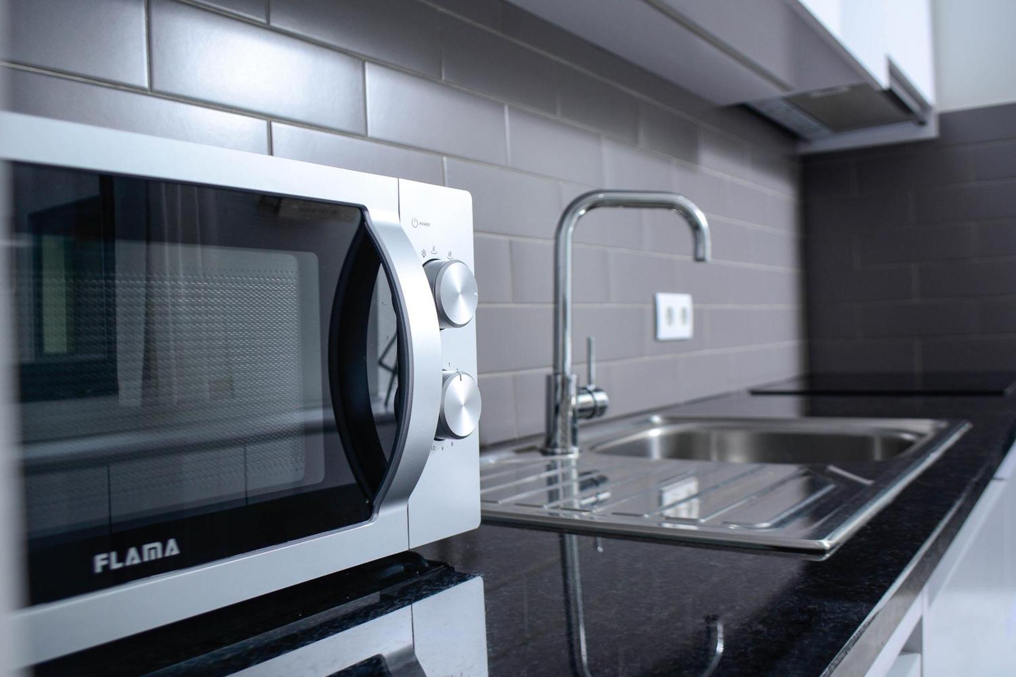 Travel And Live Apartments Porto Bagian luar foto